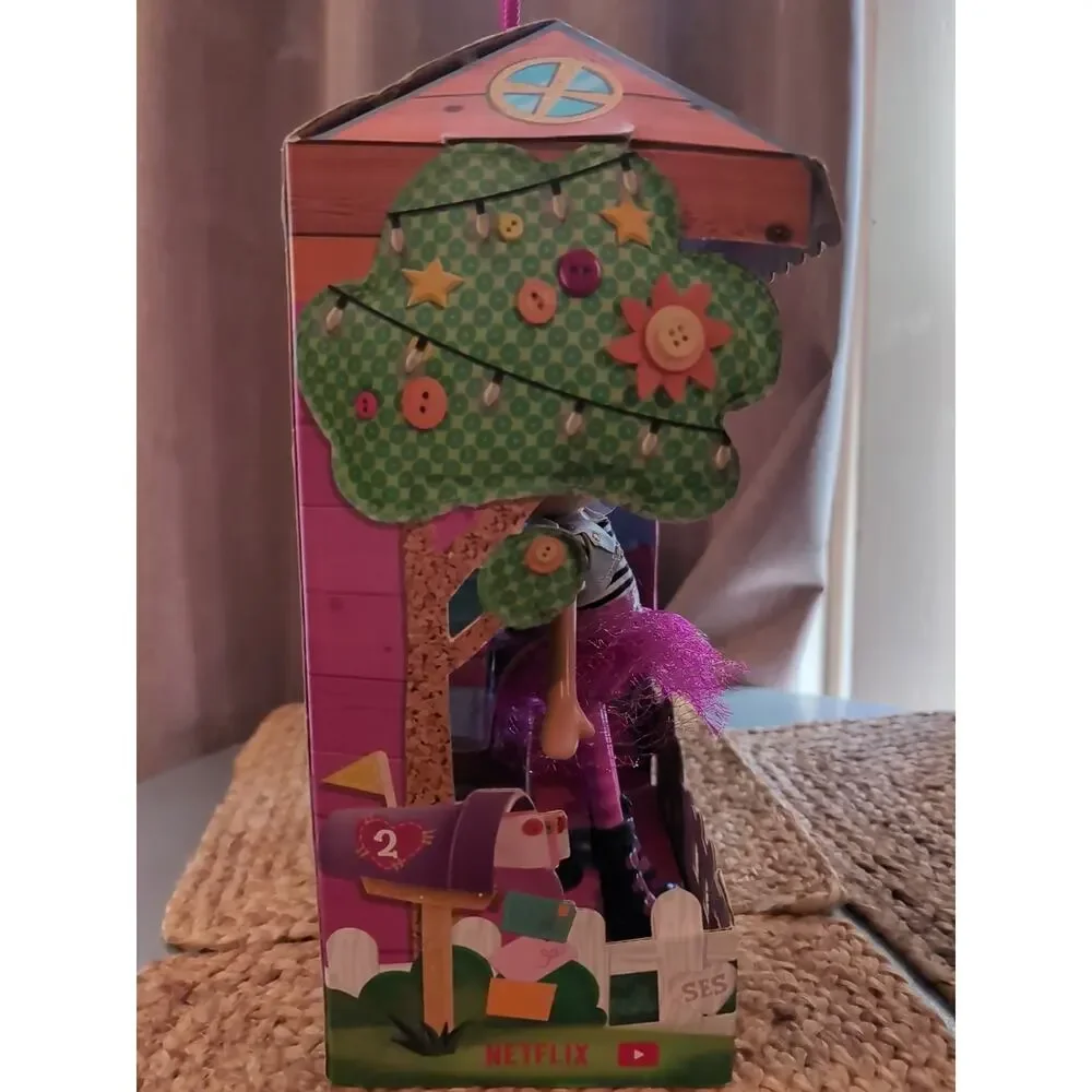 Lalaloopsy Storm E. Sky Doll with Pet & Accessories - In Box (Worn Packaging)